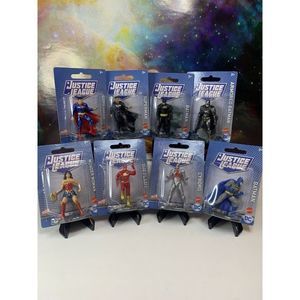 Justice League micro figures Batman Superman Wonder Woman The Flash Cyborg Lot 8